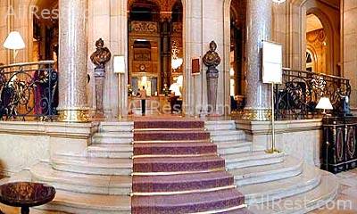 Hotel Concorde Saint-Lazare 12